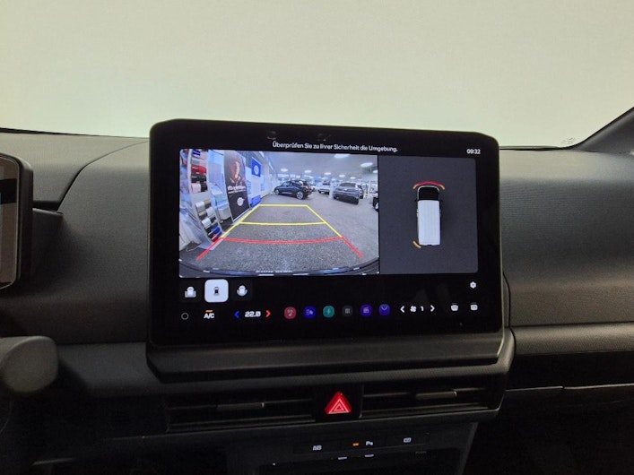 Vehicle image KIA PV5