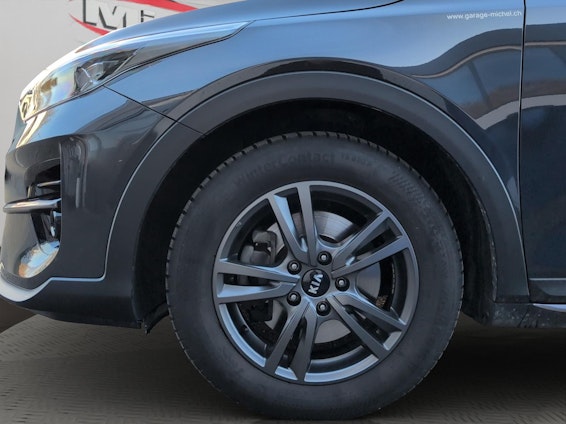 Vehicle image 35 Vehicle image 35