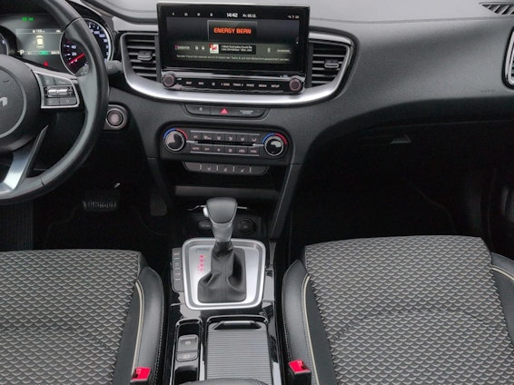 Vehicle image 13 Vehicle image 13