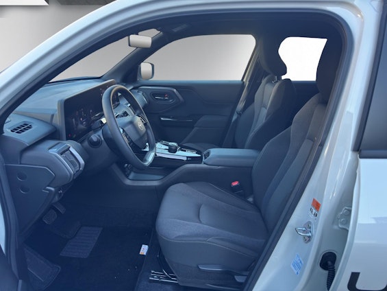 Vehicle image 8 Vehicle image 8