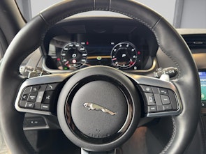 Vehicle image JAGUAR F-Type Coupé 2.0 R-Dynamic