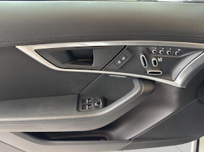 Vehicle image JAGUAR F-Type Coupé 2.0 R-Dynamic