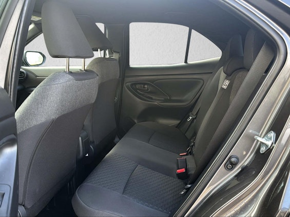 Vehicle image 11 Vehicle image 11