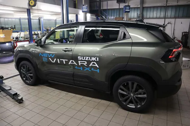 Suzuki e Vitara Compact Top 4x4