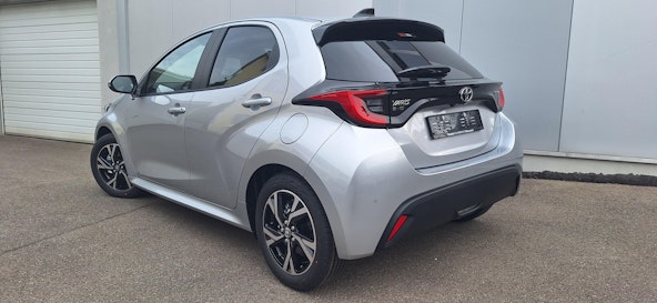 Vehicle image 2 Vehicle image 2