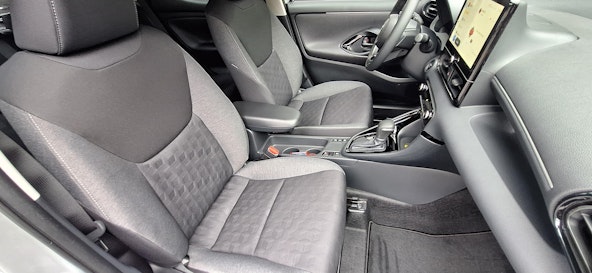 Vehicle image 16 Vehicle image 16