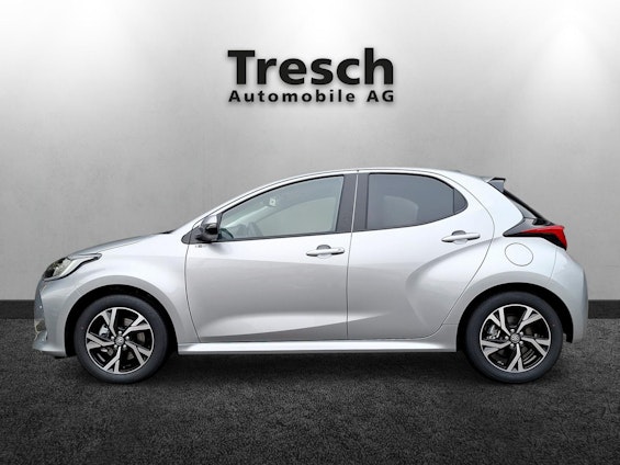 Vehicle image 4 Vehicle image 4