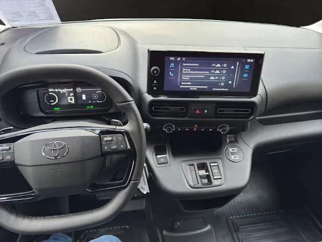 Toyota PROACE CITY Van L2 52KWh Active