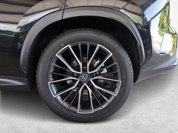 immagine del veicolo LEXUS NX