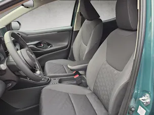 Toyota Yaris 1.5 VVT-i HSD Trend