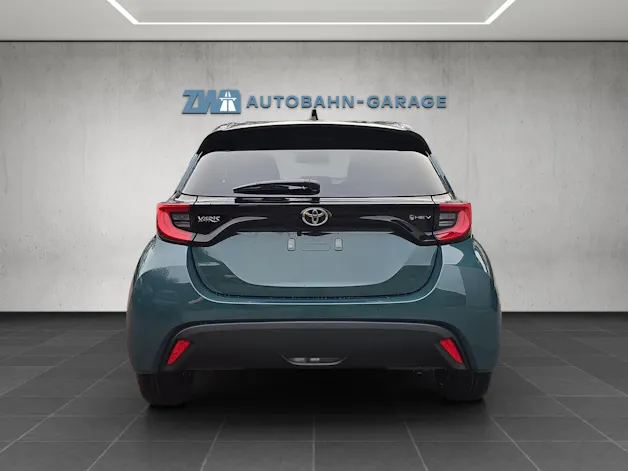 Toyota Yaris 1.5 VVT-i HSD Trend