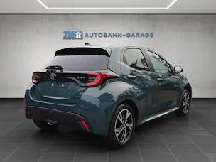 Toyota Yaris 1.5 VVT-i HSD Trend