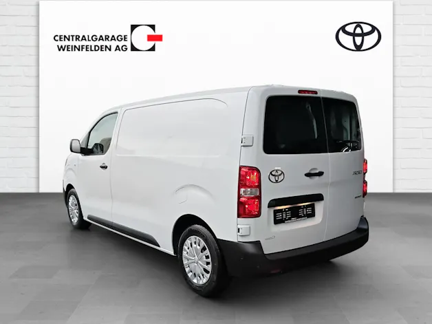 Toyota PROACE Van L1 75KWh Advanced