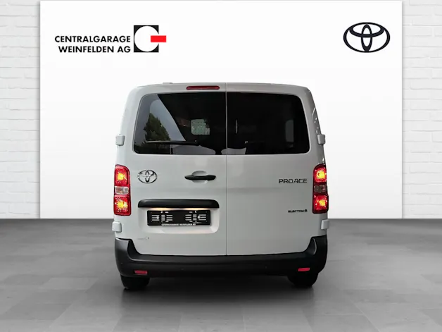 Toyota PROACE Van L1 75KWh Advanced