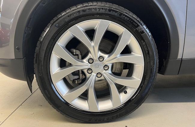 Vehicle image 10 Vehicle image 10