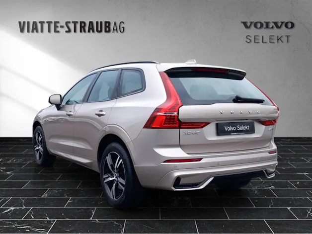 Volvo XC60 2.0 B5 MH Plus Dark AWD