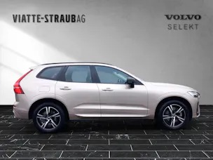VOLVO XC60 2.0 B5 MH Plus Dark AWD