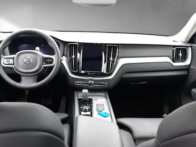 Volvo XC60 2.0 B5 MH Plus Dark AWD