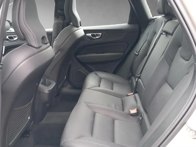 Volvo XC60 2.0 B5 MH Plus Dark AWD