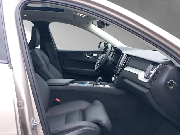 Volvo XC60 2.0 B5 MH Plus Dark AWD