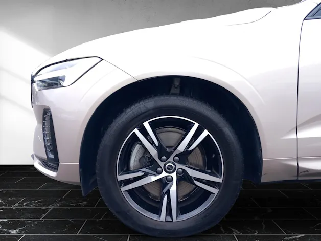 Volvo XC60 2.0 B5 MH Plus Dark AWD