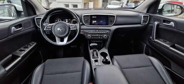 Vehicle image 4 Vehicle image 4