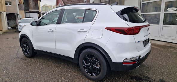 Vehicle image 10 Vehicle image 10