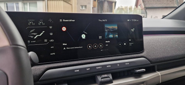 Vehicle image 5 Vehicle image 5