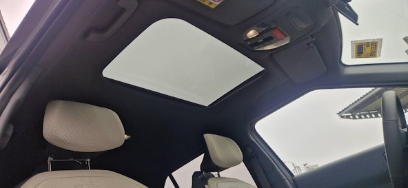 Vehicle image 13 Vehicle image 13