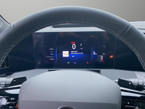 Vehicle image 5 Vehicle image 5