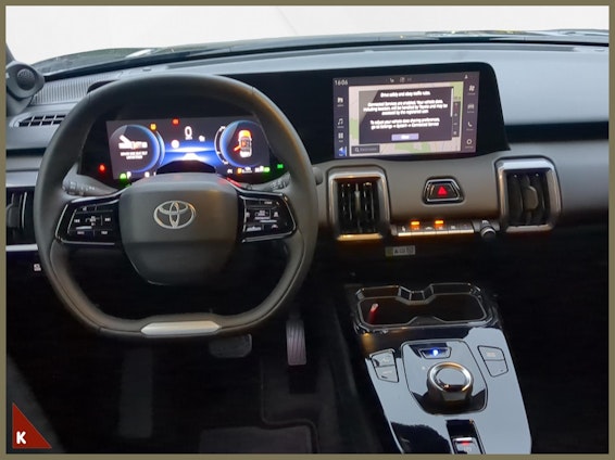 Vehicle image 13 Vehicle image 13