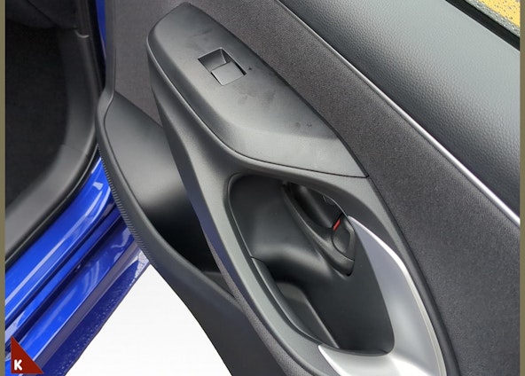 Vehicle image 16 Vehicle image 16