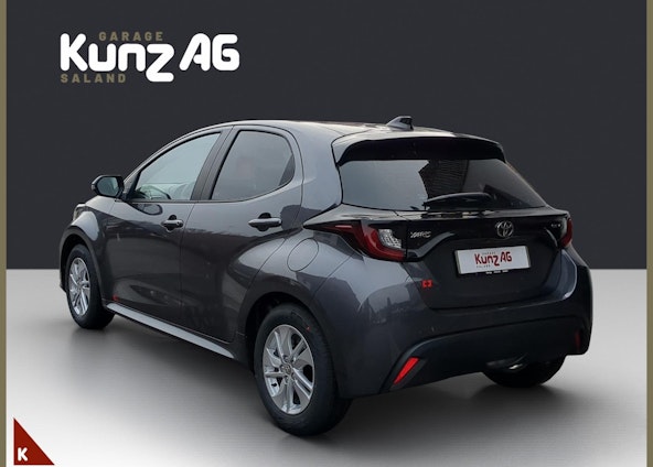 Vehicle image 3 Vehicle image 3