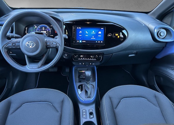 Vehicle image 9 Vehicle image 9