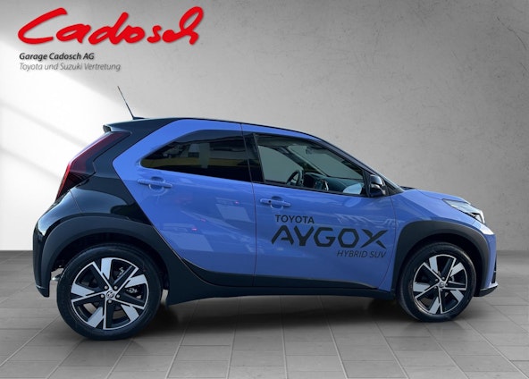 Vehicle image 6 Vehicle image 6