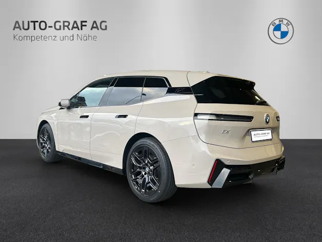 BMW iX xDrive45 M Sport Pro