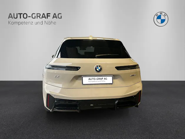 BMW iX xDrive45 M Sport Pro