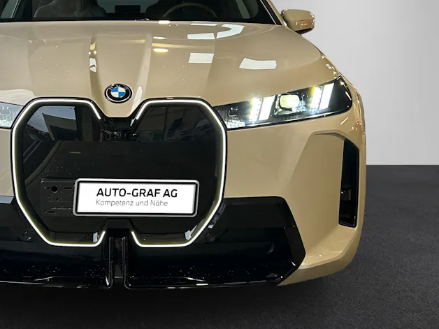 BMW iX xDrive45 M Sport Pro