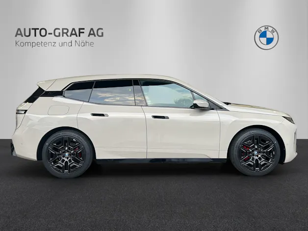 BMW iX xDrive45 M Sport Pro