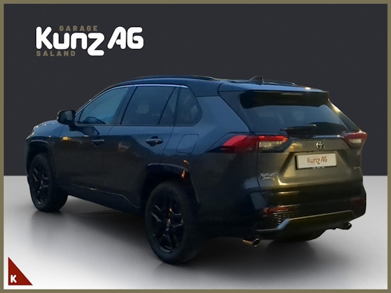 Vehicle image 3 Vehicle image 3