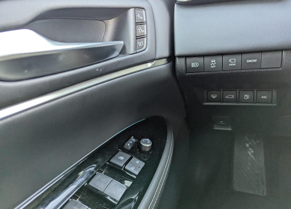 Vehicle image 10 Vehicle image 10