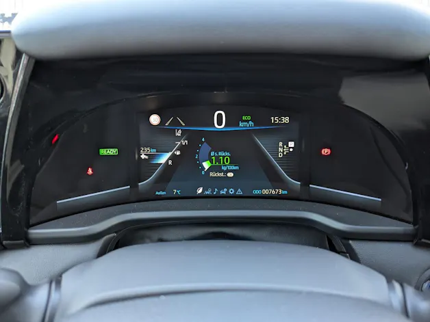 Toyota Mirai Fuel Cell Platinum