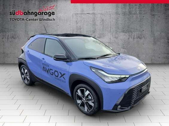 Vehicle image 2 Vehicle image 2