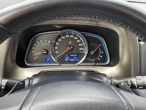 Vehicle image 8 Vehicle image 8