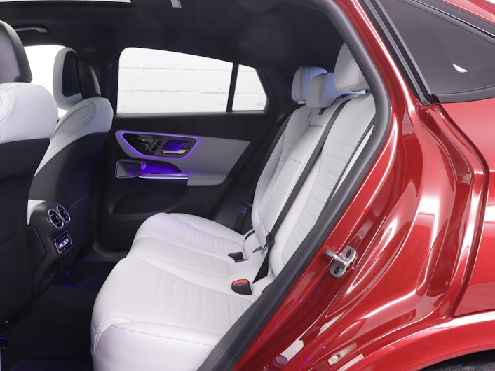 Vehicle image MERCEDES-BENZ GLC 220