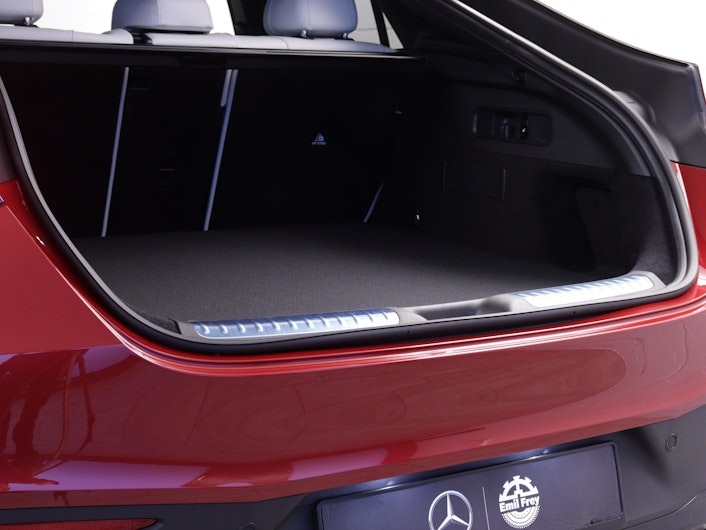 Vehicle image MERCEDES-BENZ GLC 220