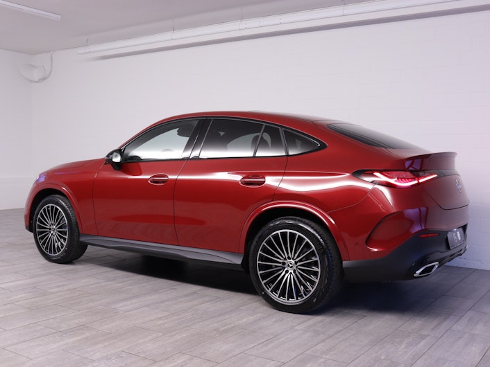 Vehicle image MERCEDES-BENZ GLC 220