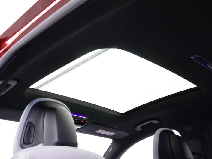 Vehicle image MERCEDES-BENZ GLC 220