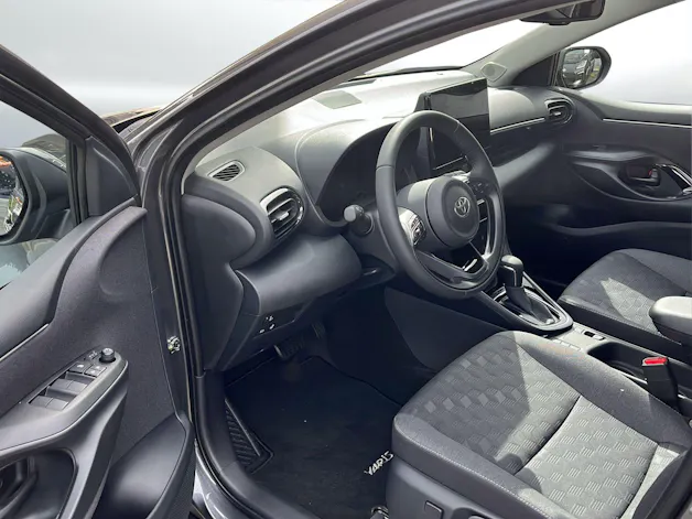 Toyota Yaris 1.5 VVT-i HSD Trend