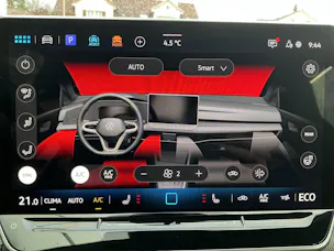 VW Golf GTE 1.5 TSI eHYBRID 272PS GTE *** CRYSTAL ICE BLUE & 140KM ELEKTRISCHE REICHWEITE ***